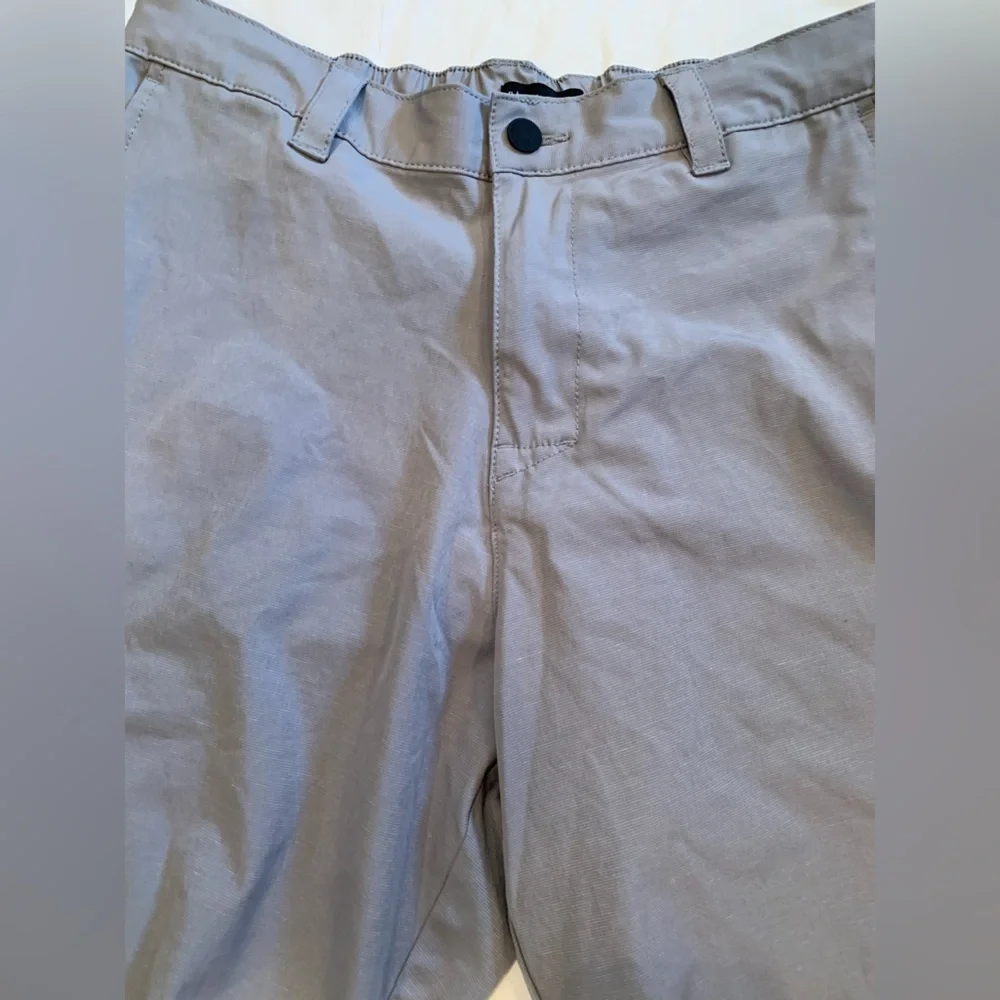Banana Republic Grey Microfiber Men's Shorts Size 36x10